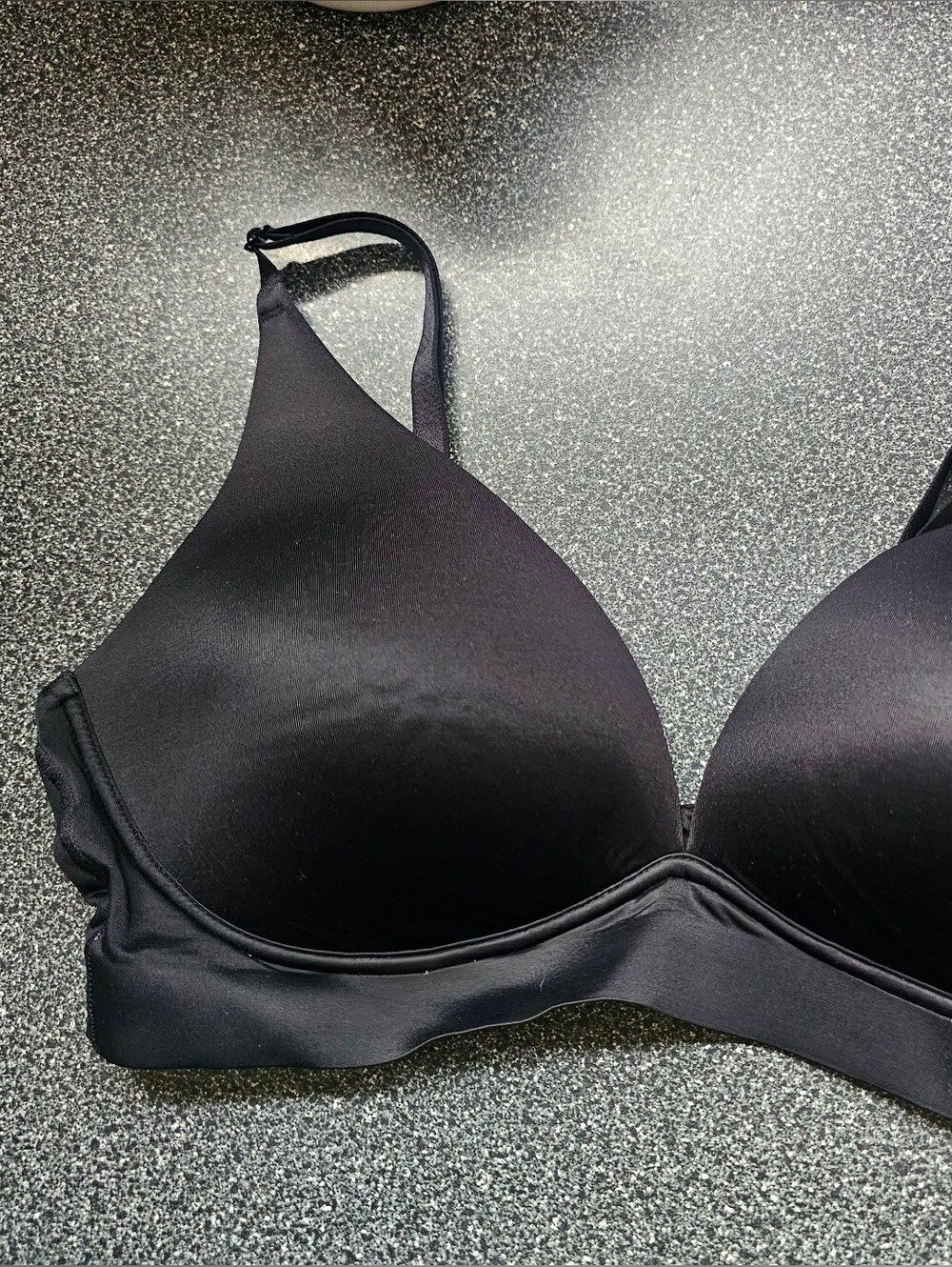 Soma Plunge Bralette In Black
